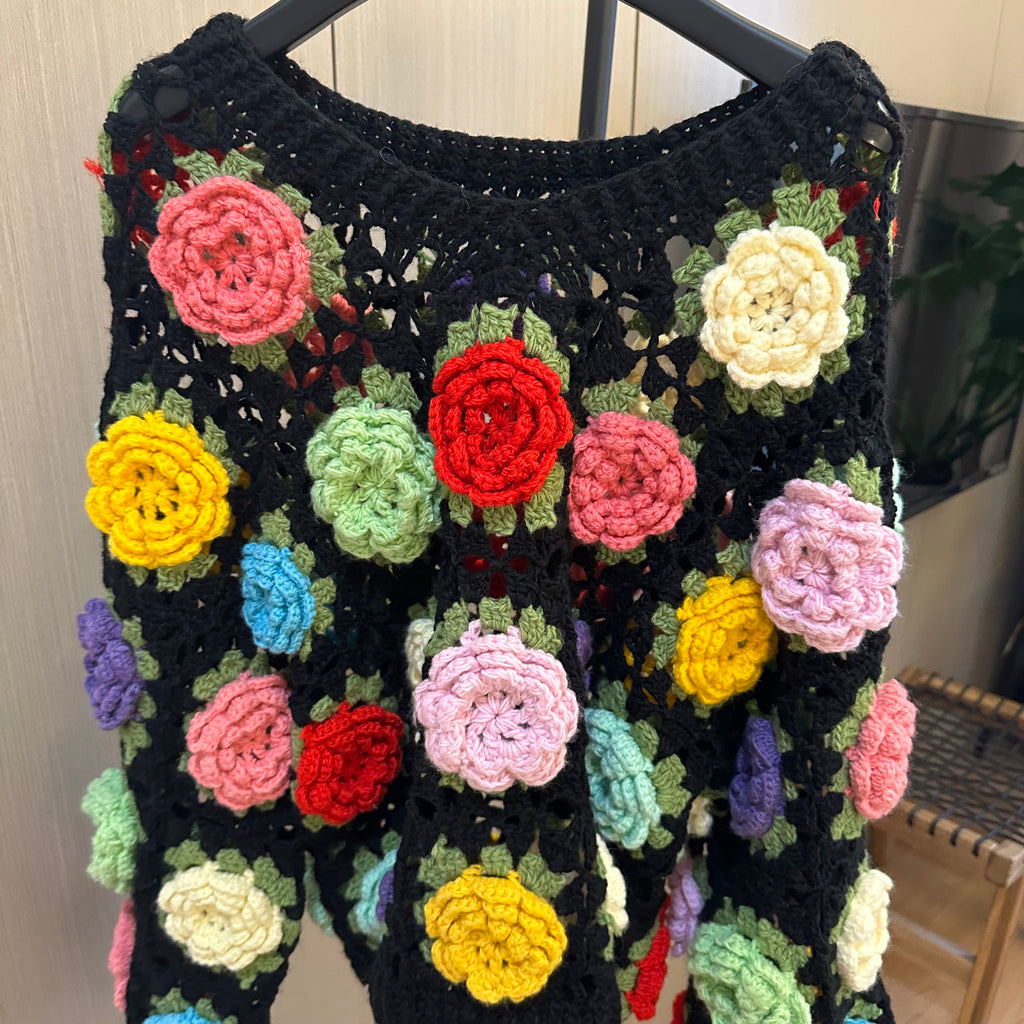 Women's Handknitted Sweater  Black V-neck  Outfits Hollow 3D Flowers Crochet Design Cozy Fashion  Knitwear Knitting Tops Long Sleeve