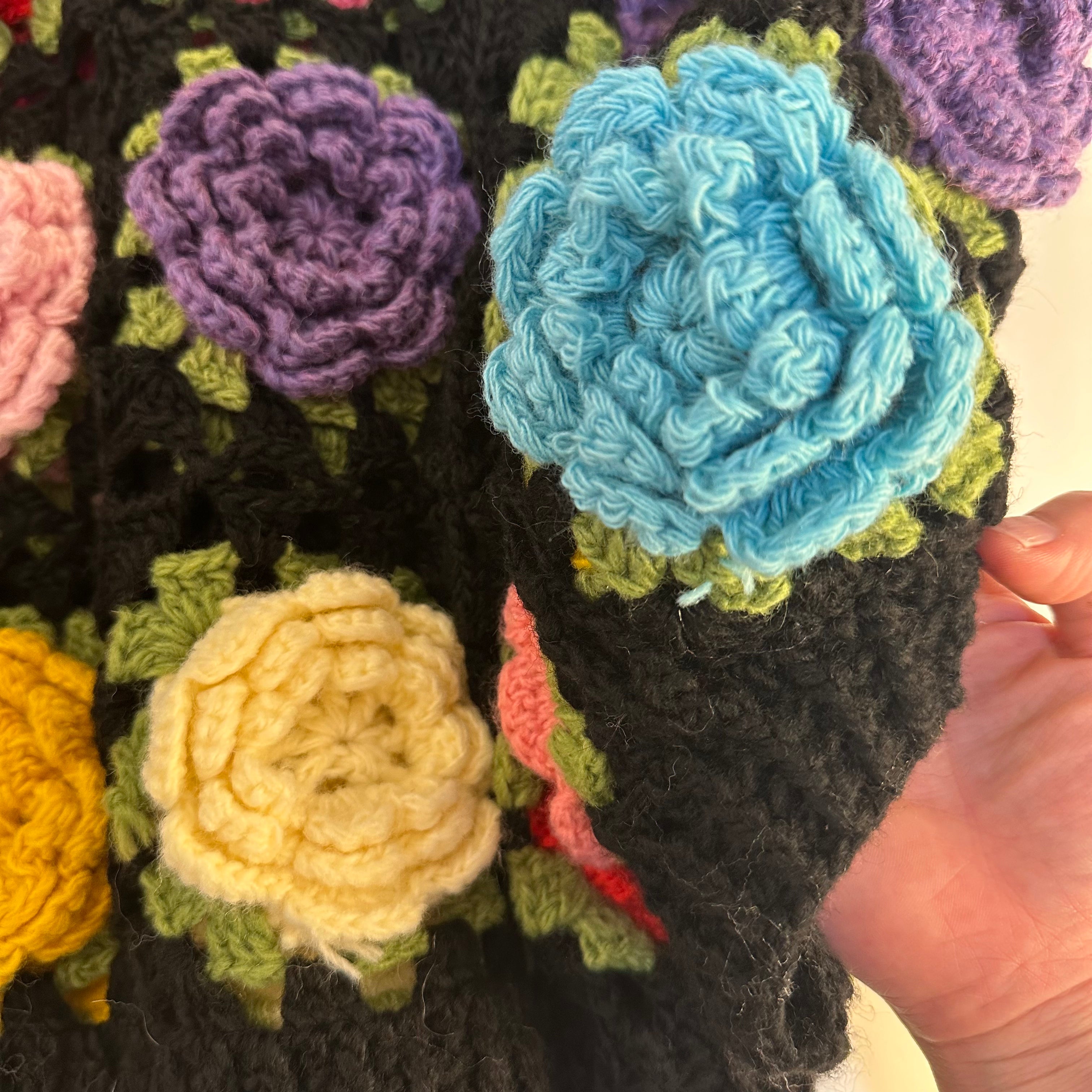 Women's Handknitted Sweater  Black V-neck  Outfits Hollow 3D Flowers Crochet Design Cozy Fashion  Knitwear Knitting Tops Long Sleeve