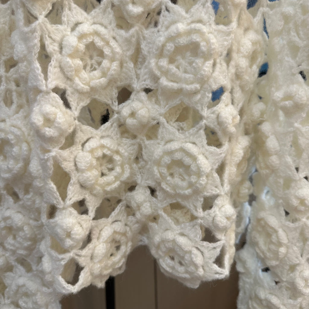 Women's Handknitted Sweater High-waist Women's Top Rave Outfits 3D White Flowers Hollow Design Wool Material  Knitting