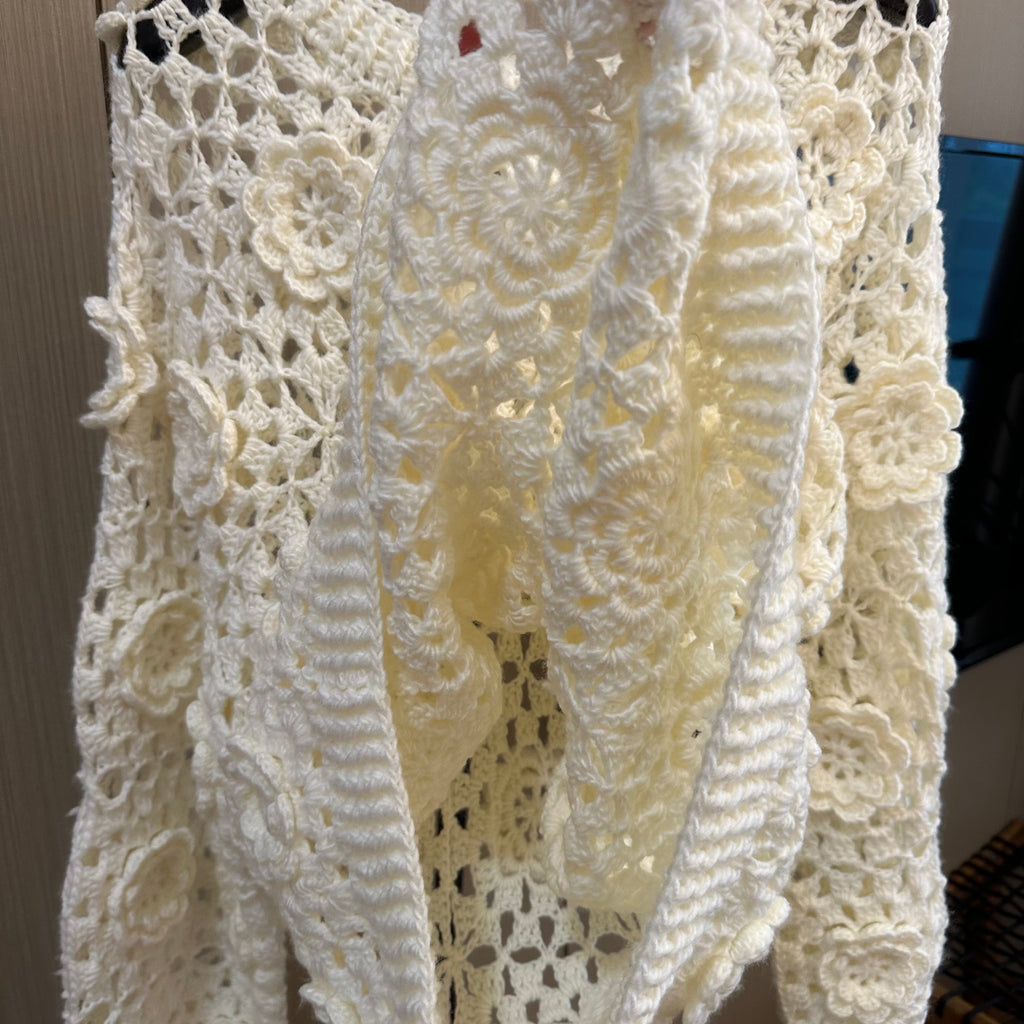 Women's Handknitted Sweater Oversized Women's Top Rave Outfits 3D White Flowers Hollow Design Wool Material  Knitting