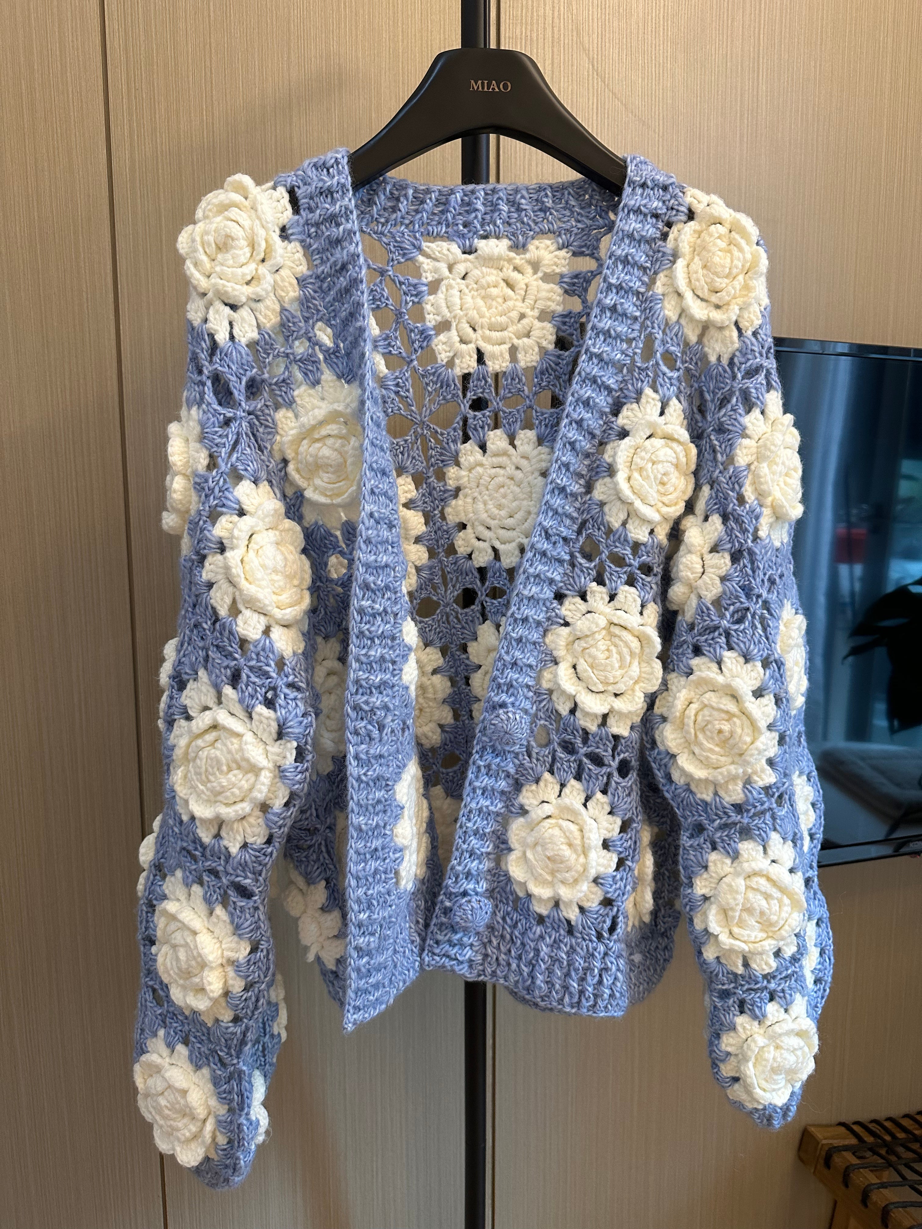 Women's Handknitted Sweater V-neck Cardigan Outfits 3D Hollow White Flowers Crochet Design Cozy Fashion Knitwear Knitting Tops Long Sleeve